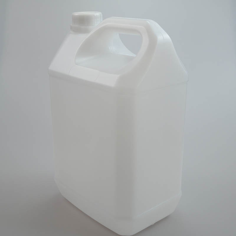 油壶的材质对食用油的保存有何影响？